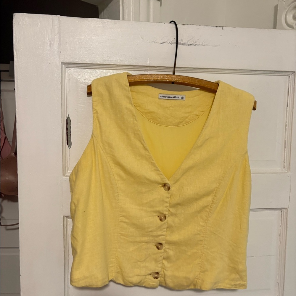 Abercrombie & Fitch Yellow Sleeveless Blouse